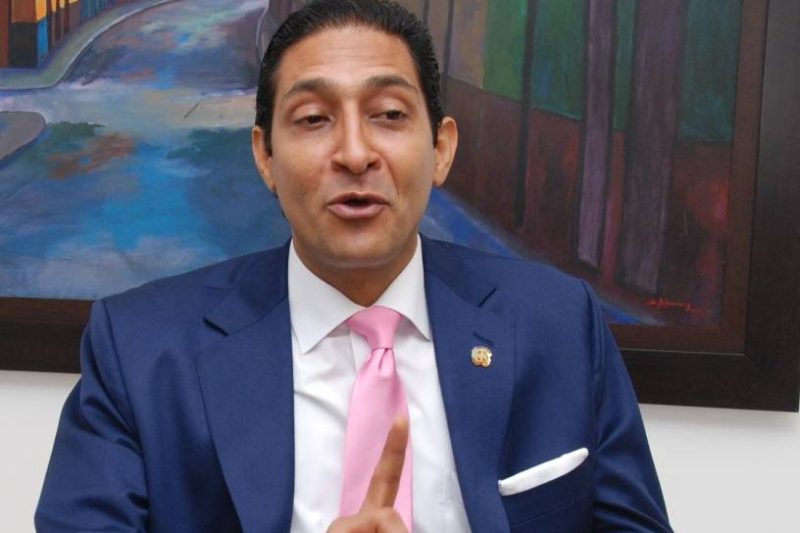 Iván Gatón devela claves del juego de poder