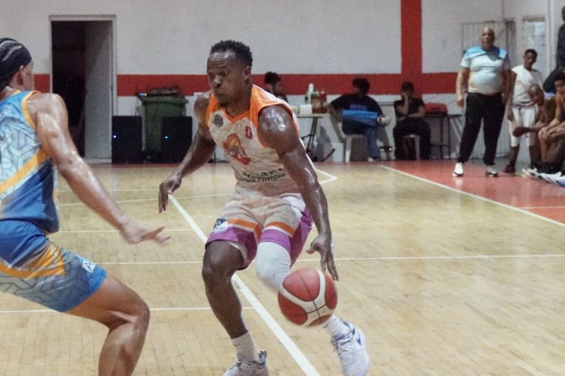 Los Trenes de SDN vencen a Calero 95-93 en inicio de la semifinal del Torneo ABASADO