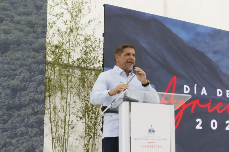 Limber Cruz reafirma compromiso del gobierno con el campo dominicano en Día del Agricultor