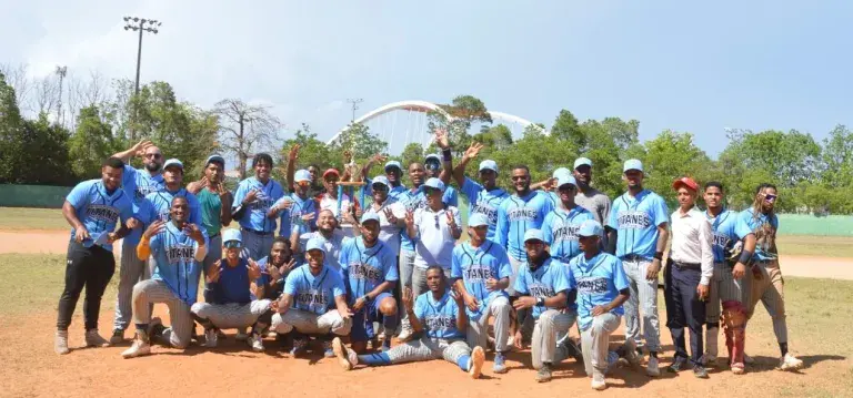 Titanes de Villa Francisca campeones torneo AA DN