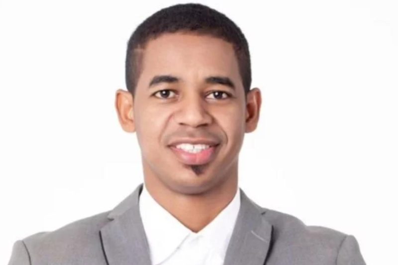 De pollero a un rostro real del humor dominicano Ensegundos República Dominicana