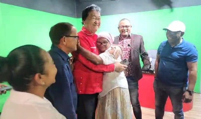 Empresario Takeshi Mukai celebra el día mamá con cientos de regalos y entrega de ayudas sociales