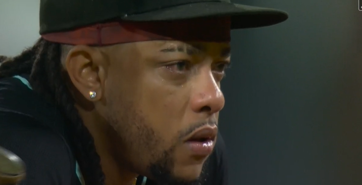 Ketel Marte rompe en llanto ante insultos a su fallecida madre durante partido