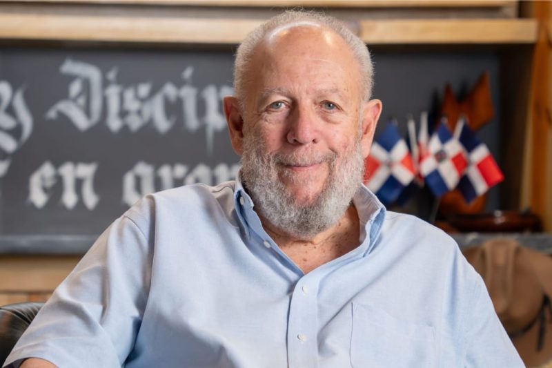 Freddy ginebra recibe el Premio Iberoamericano de la OEI en Cooperación Cultural