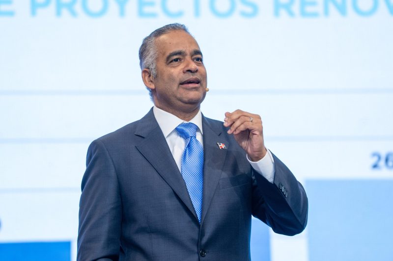 Ministro Joel Santos anuncia Pedernales se conecta por primera vez al SENI, tras décadas de aislamiento energético