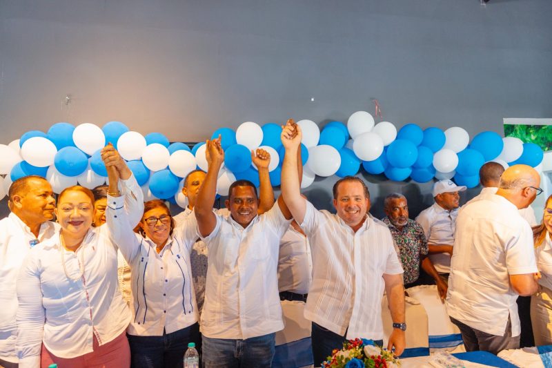 Tony Peña es juramentado director del Distrito Municipal de La Isabela Histórica