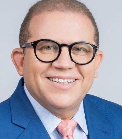 Rafael Castillo anuncia aspiración a la Dirección Política de la FP