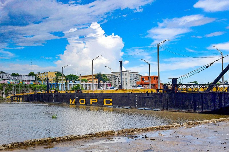 Obras Públicas cerrará este sábado el Puente Flotante por dos horas