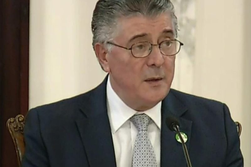 Yeni Berenice designa a Roberto Santana como director general de Servicios Penitenciarios