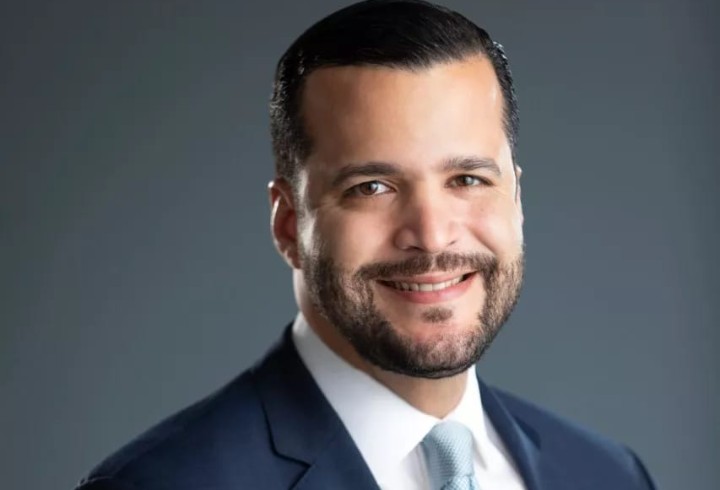 Rafael Paz es confirmado como presidente de la Fuerza del Pueblo en el Distrito Nacional
