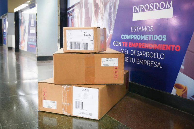 INPOSDOM celebra récord de más de 500 mil envíos internacionales en el Día Mundial del Correo