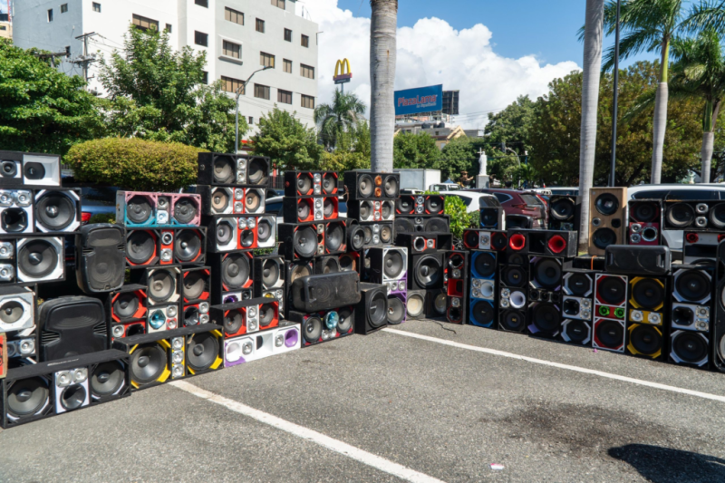 Proedemaren destruye más de 6,500 bocinas incautadas por contaminación sónica