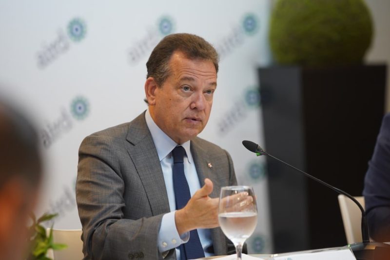 Ministro de Industria y Comercio destaca atractivo de RD para la inversión extranjera