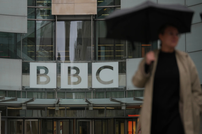 La BBC dice que Donald Trump amenazó con demandar por cómo un programa editó su discurso
