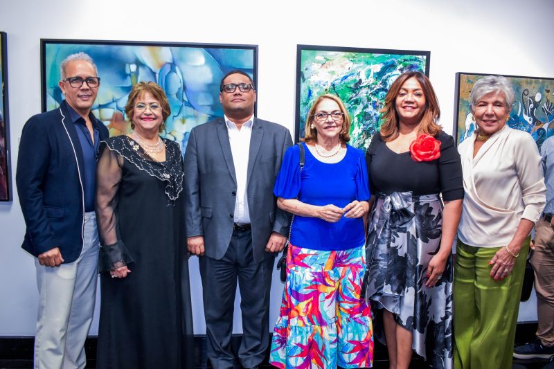 Presentan 2da. versión Exposición Colectiva de Pintores Dominicanos Arte con Propósito en el Centro Cultural INDOTEL