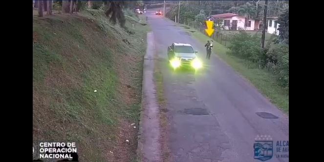 Niña de tres años sale de madrugada a buscar a su madre que se había ido a trabajar