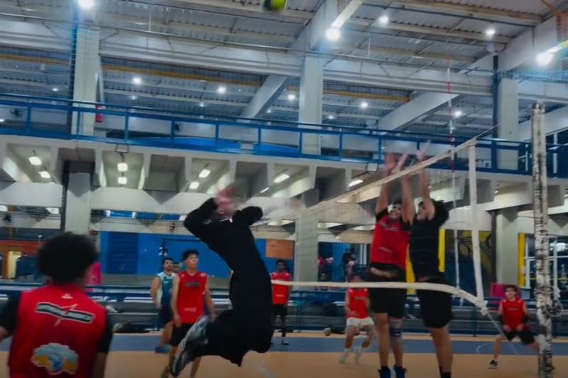 Sacerdote se vuelve viral