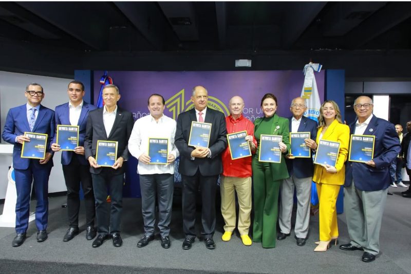 El PRM lanza su revista «Democracia y Derechos Humanos», dedicada a Peña Gómez