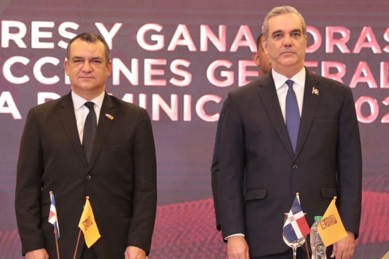 Presidente Abinader recibirá este lunes la primera cédula de identidad