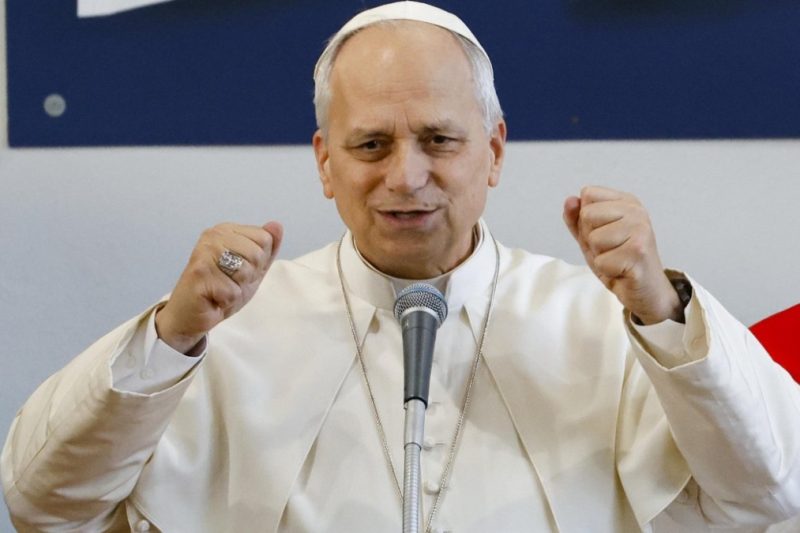 Papa pide apagar celulares y dedicar tiempo necesitados