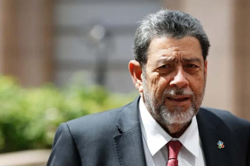 Gonsalves critica acción militar EEUU en el Caribe