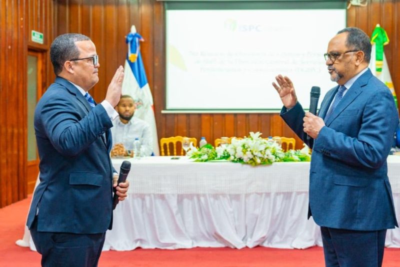 Designan al maestro Jaime Francisco Rodríguez rector del Iseepenc