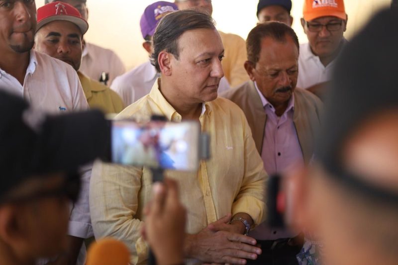 Abel promueve sus aspiraciones presidenciales; se reúne con arroceros del Noroeste