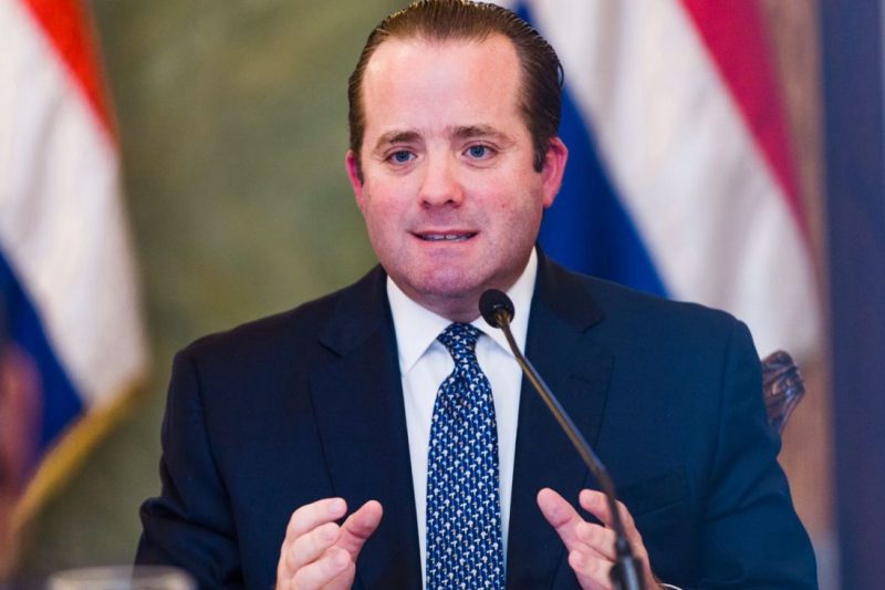 Paliza dice que prácticas irregulares no representan al Gobierno