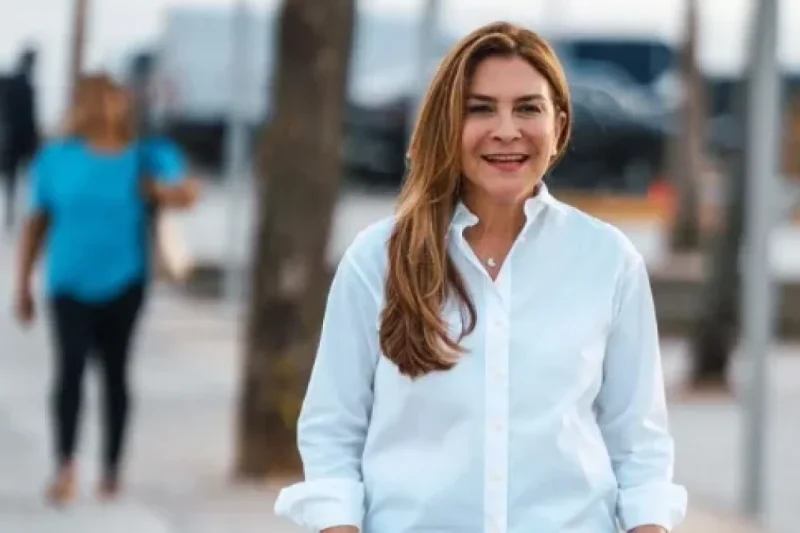 Carolina Mejía recibe apoyo masivo de las mujeres del PRM en su camino hacia la presidencia