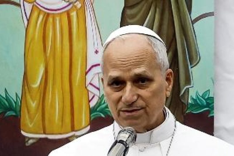 Papa urge detener espiral violencia Medio Oriente