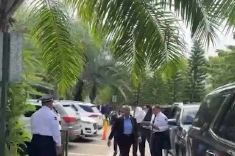 Personalidades asisten a velatorio de Ramón Darío Reynoso, padre de Yeni Berenice Reynoso