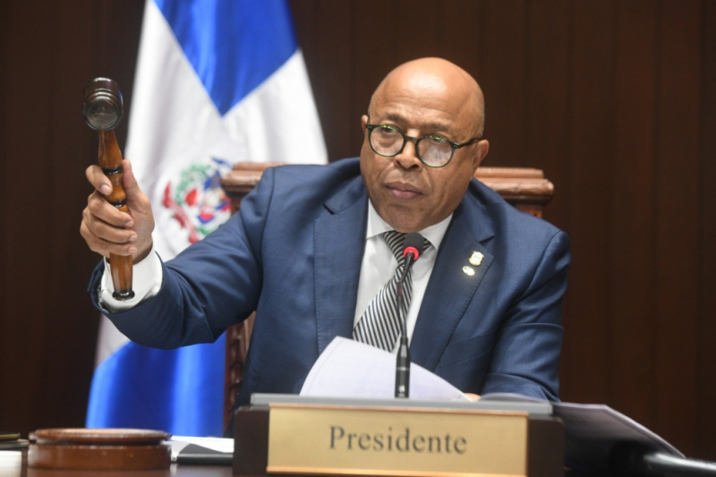 Diputados aprueban eliminar candidaturas independientes