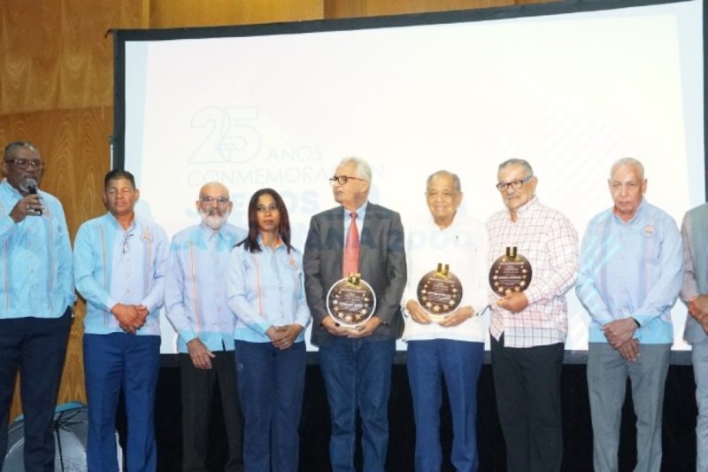 Pinales y Núñez electos “Atletas del Año” en la Romana