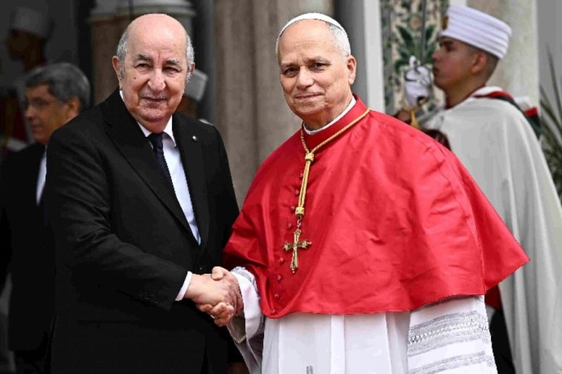 Trump dice no se disculpará con el papa tras criticarlo