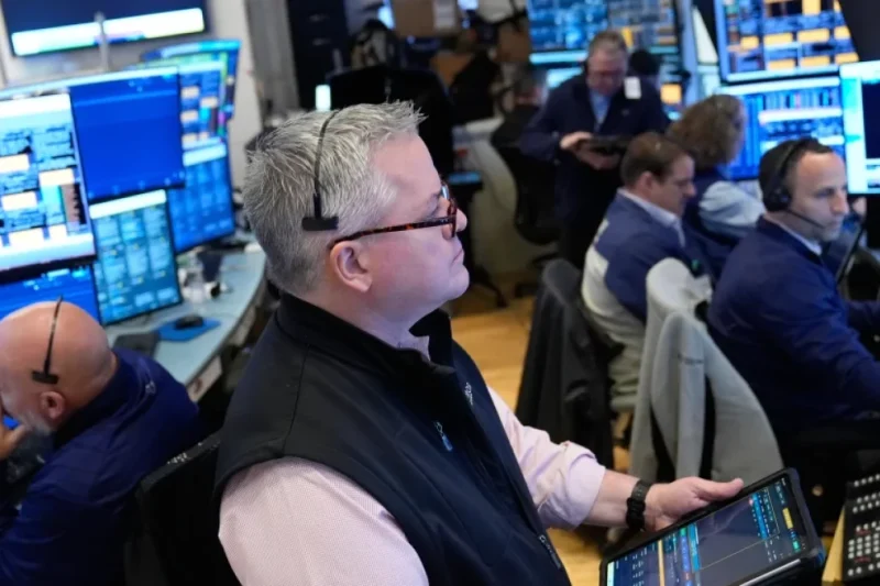 Los precios del petróleo caen un 10% tras apertura del estrecho de Ormuz: así están los mercados