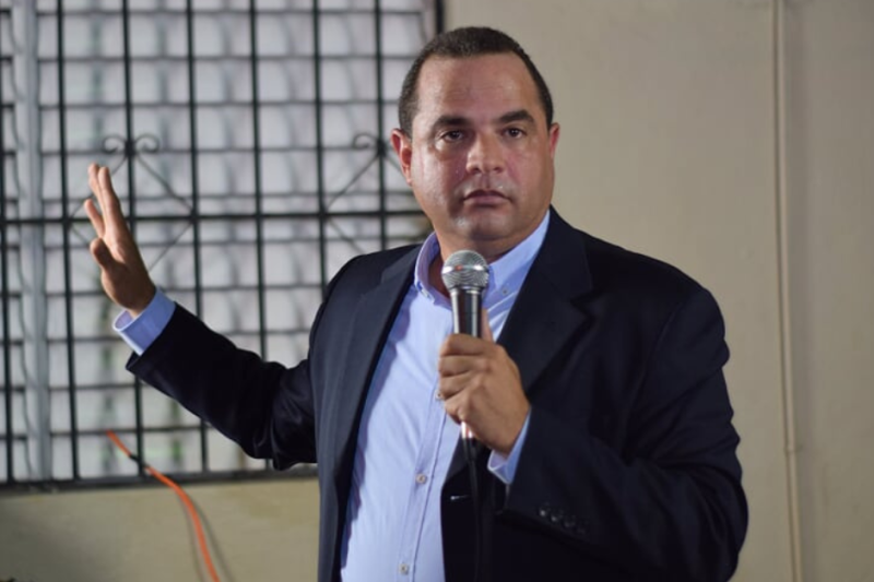 FP expresa preocupación por lentitud en cedulación y llama a la JCE a acelerar entrega de nueva cédula