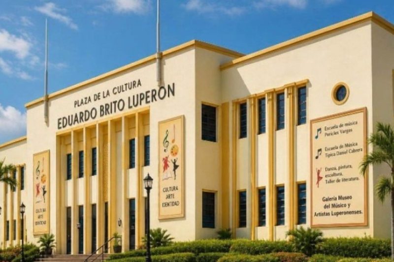 Luperón lamenta abandono de edificio emblemático