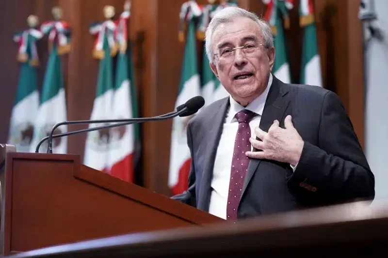 El gobernador de Sinaloa comparece ante acusaciones de narco