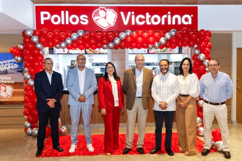 Pollos Victorina expande su presencia al principal aeropuerto del país