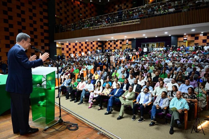 Leonel acusa al PRM de descuidar el interés nacional
