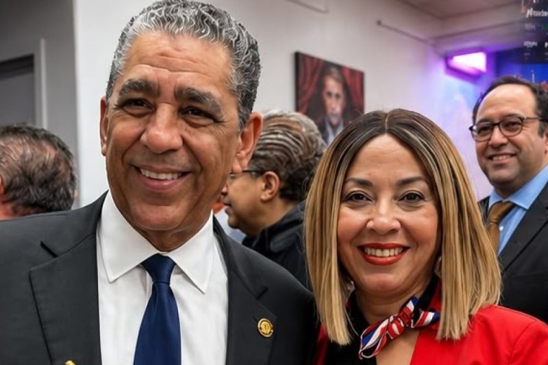 Exhortan a votar por Espaillat por defender la RD y a sus connacionales en el exterior