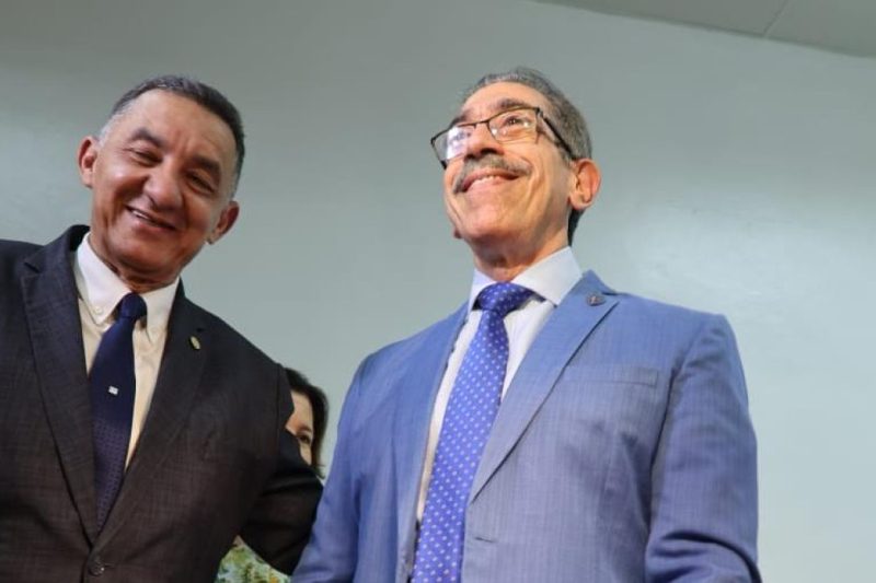 Jorge Asjana gana elecciones de la UASD, será el rector hasta el 2030
