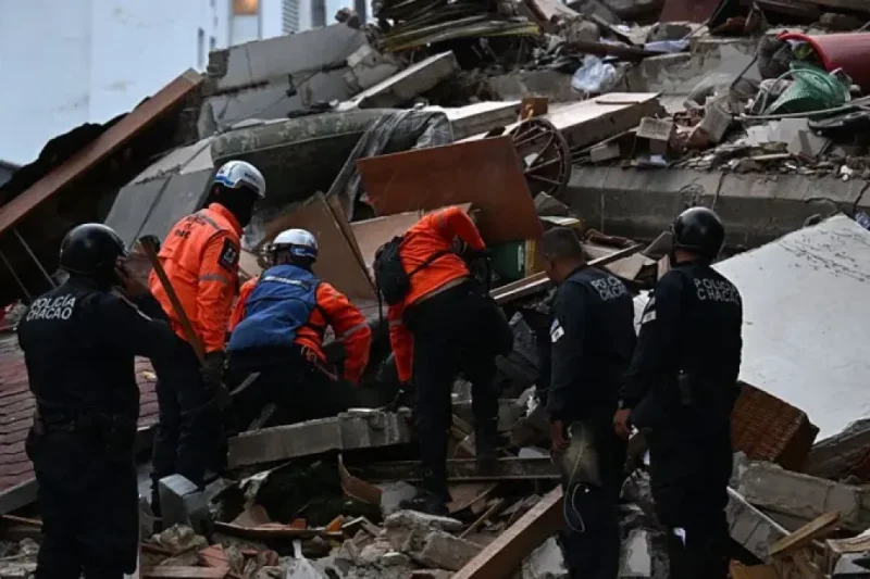 Ascienden a 920 muertos y 3.360 los heridos en Venezuela tras el doble terremoto