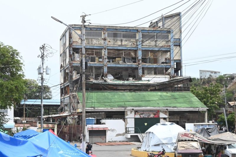 Suben a 3,342 los fallecidos por terremotos en Venezuela