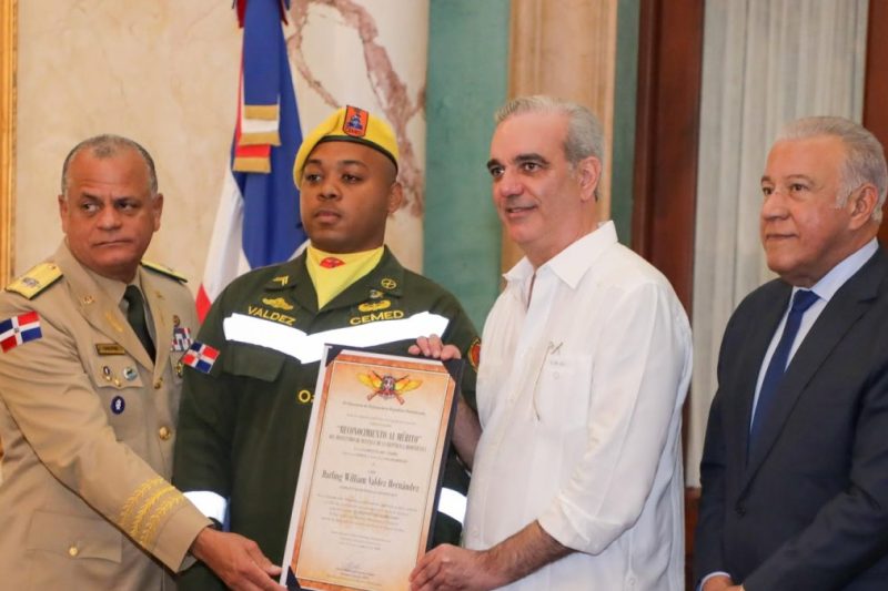 Gobierno venezolano confiere a RD Orden Héroe de Venezuela por invaluable contribución