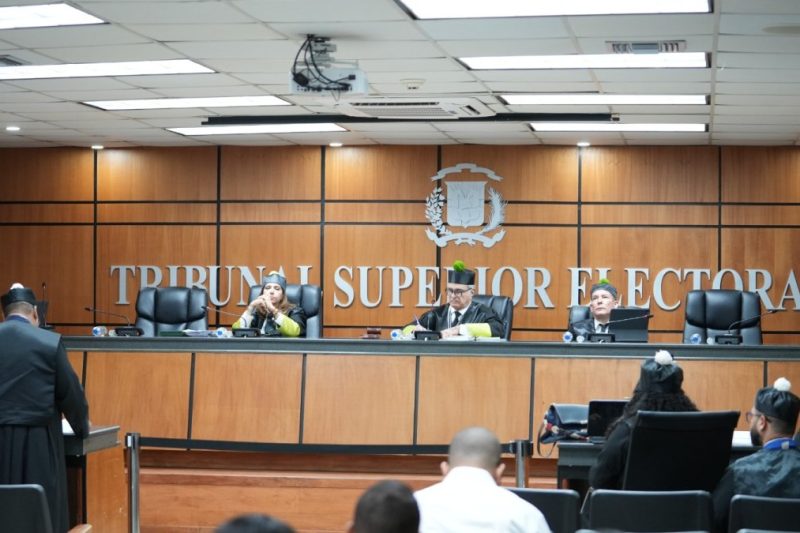TSE se declara incompetente para conocer recurso contra reglamento de encuestas de la JCE: ¿a dónde fue remitido el caso?