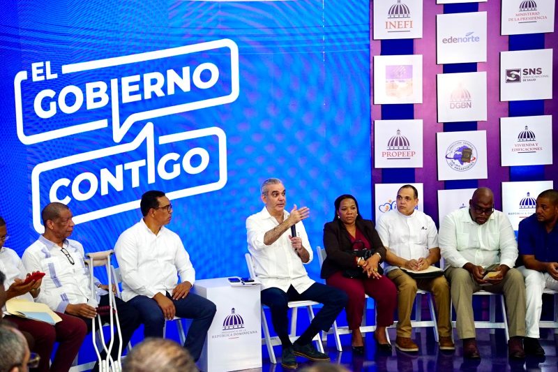Abinader prioriza soluciones al agua potable durante encuentro