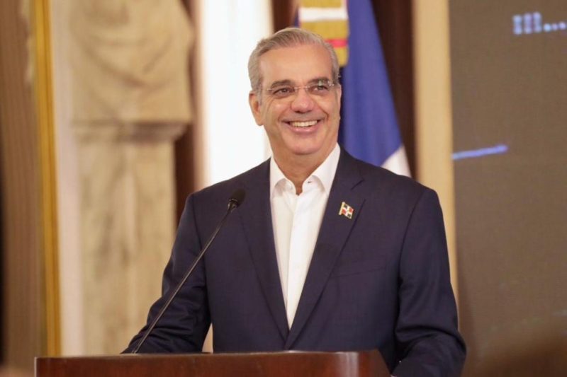 ¿Conviene al al país la presidencia de Abinader del PRM?