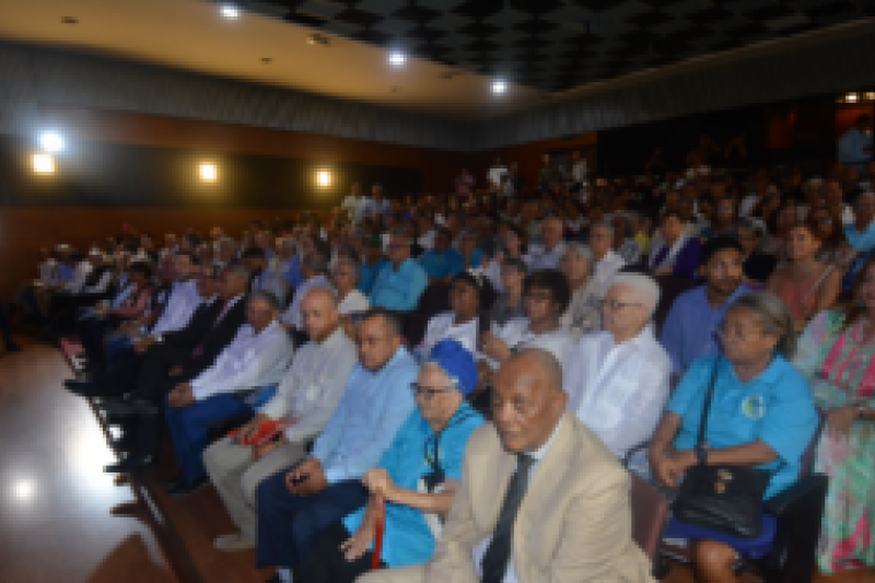 Trinchera de ternura: un abrazo y un compromiso