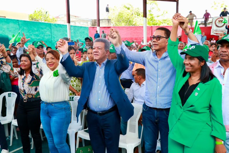 Vicealcaldesa de Los Alcarrizos abandona el PRM